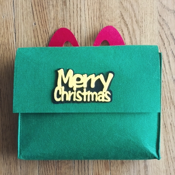 Hours of Christmas fun - Picture 2 of 8